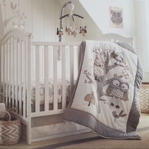 Night Owl 5 Piece Crib Set + Additional Owl Stuffy and mattress cover (Add On)
